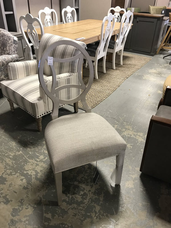 Criteria 555 Side Chair