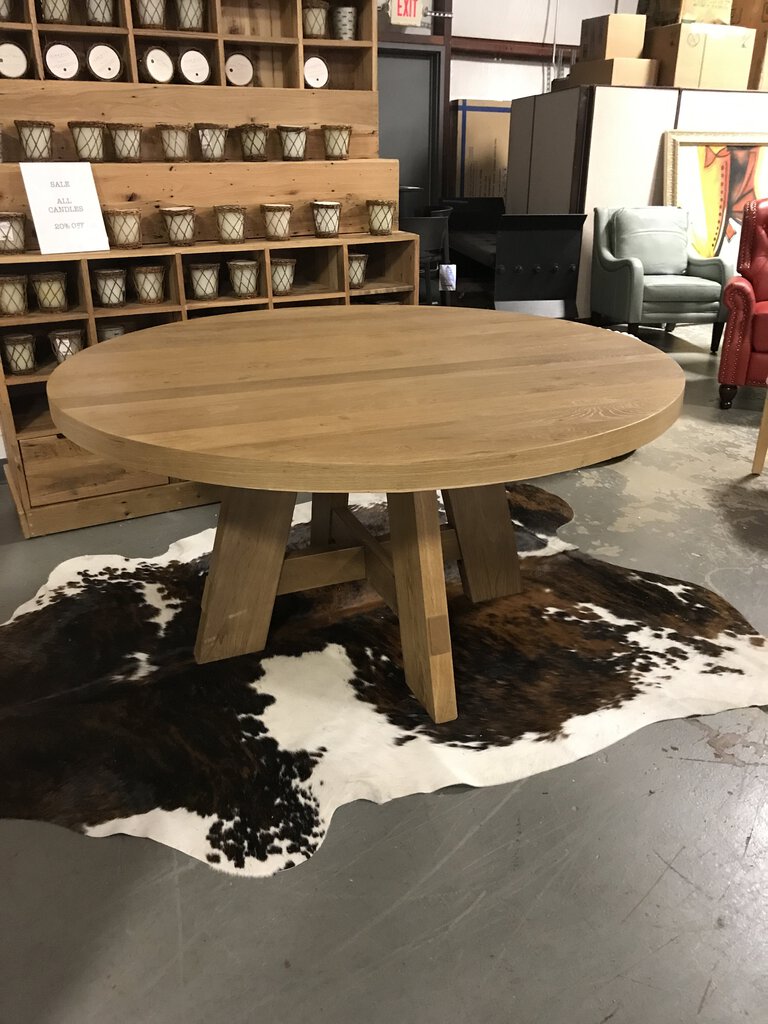 Daytona 60" Round Dining Table