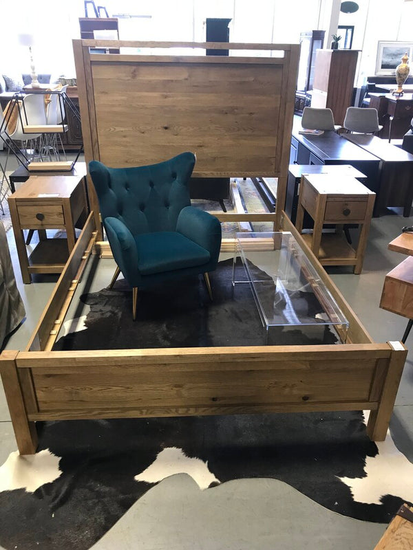 Weathered Oak Queen Panel Bed