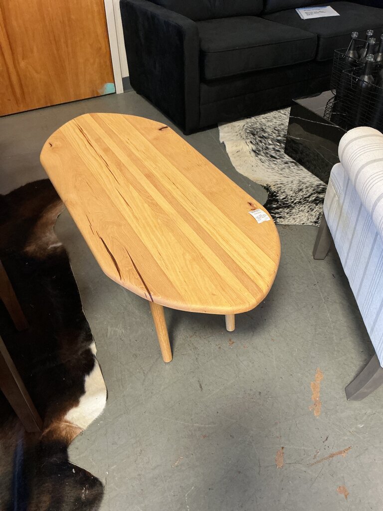Hickory Oval Coffee Table (47.5"x 20"x 16.5")