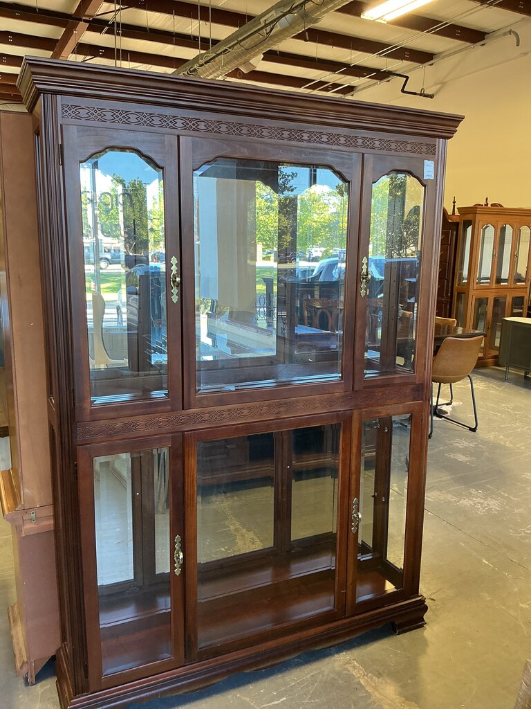 Cherry 3 Panel Curio