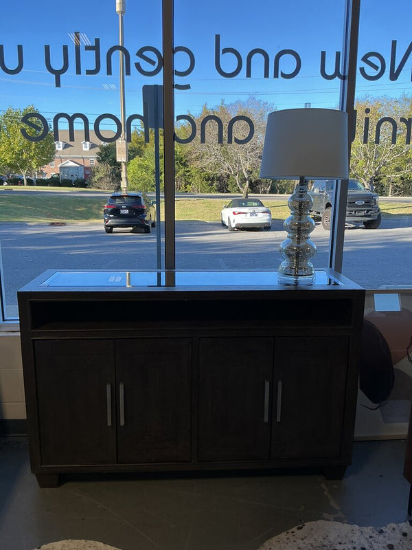 4 Door Cabinet w/ Mirrored Top