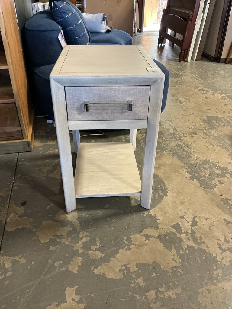 Nirvana End Table