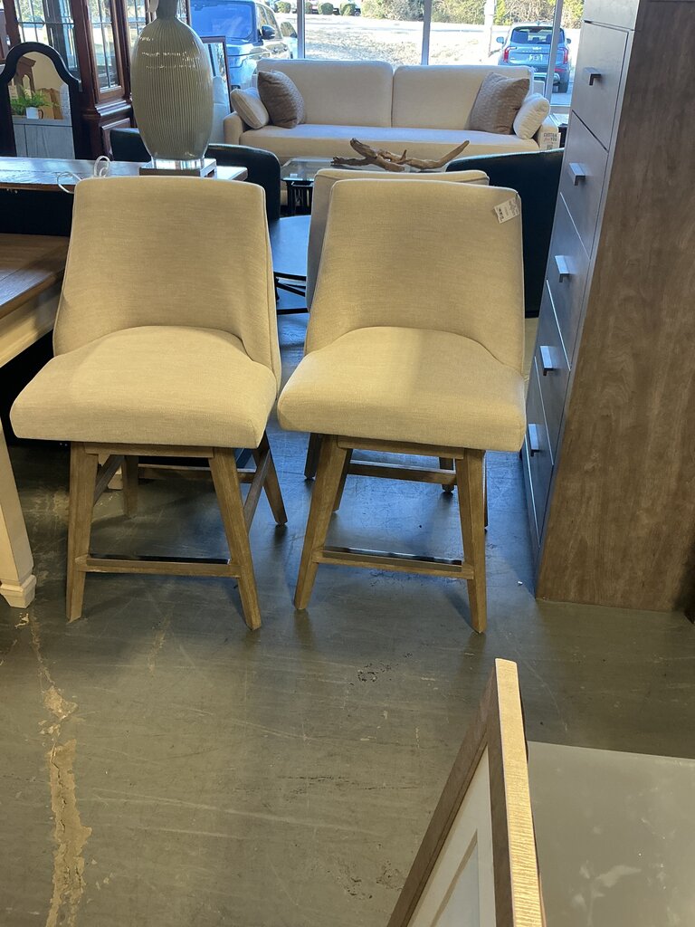 Upholstered Counter Height Stool (Set of 3)