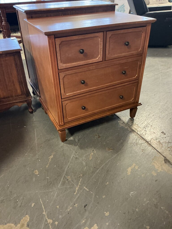 Hadrian 4 - Drawer Accent Chest-ACORN