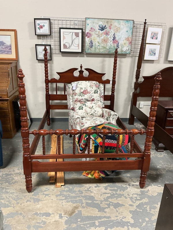 Lillian Russell Bed - Full