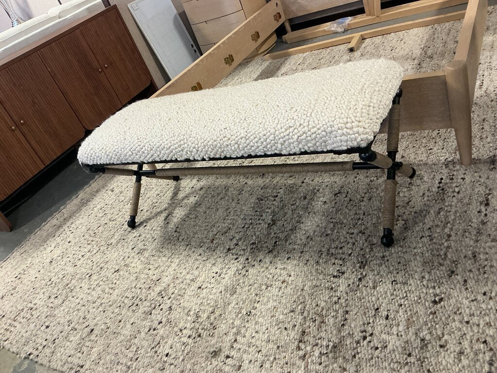 Boucle Bench