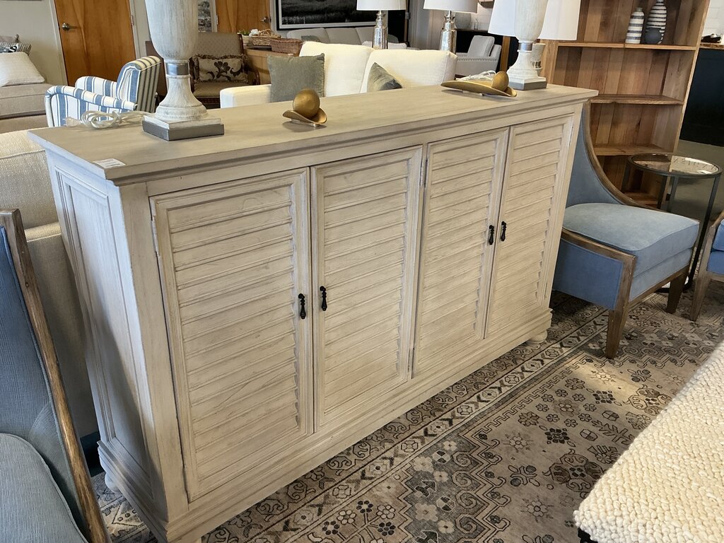 Hekman Whitewash Oak Console