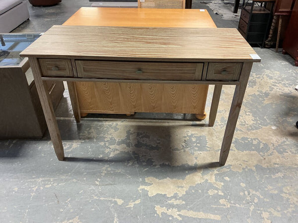 Warm Shaker Desk- Distressed Grey
