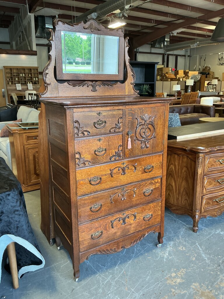 Vintage Tiger Oak Chest of Drawers