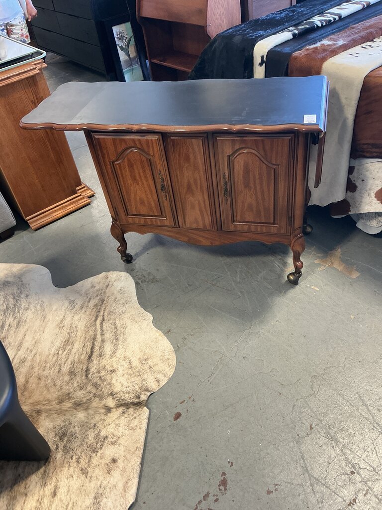 Drop Leaf Server