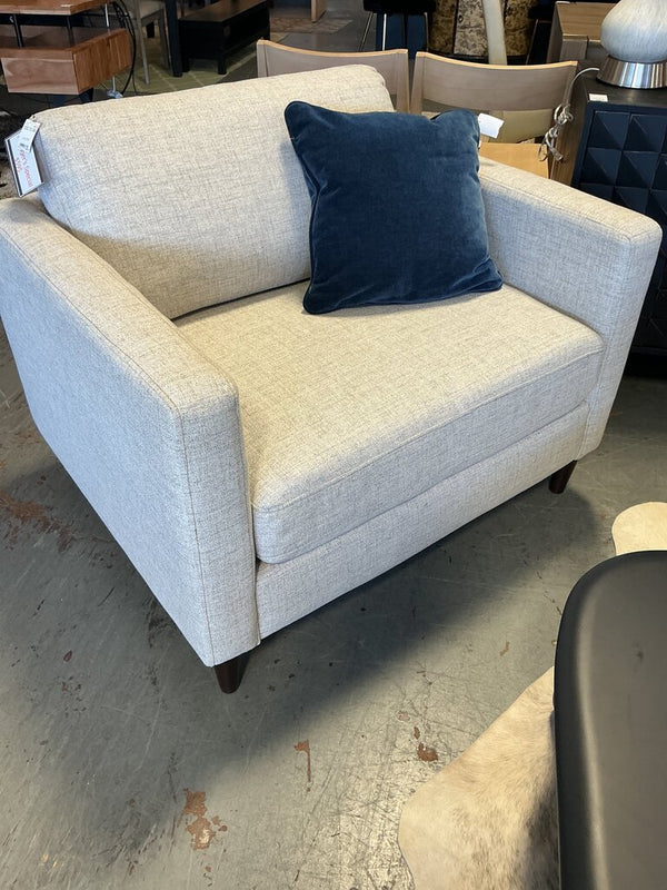 Demi Chair - Hadley Linen 8629