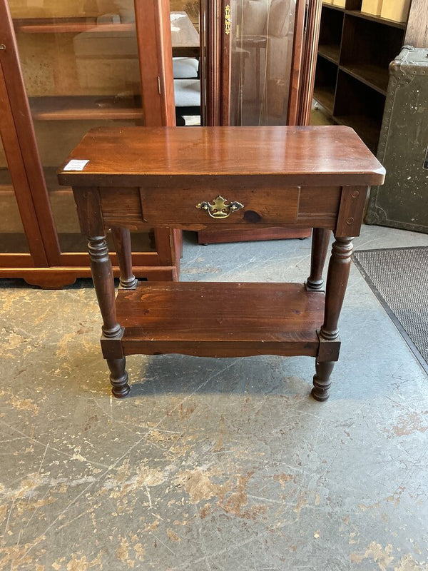 Early American Entry Table (Small)