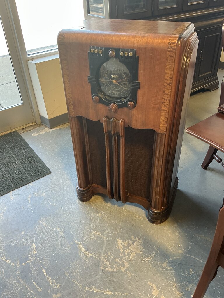 Vintage Art Deco Radio Cabinet