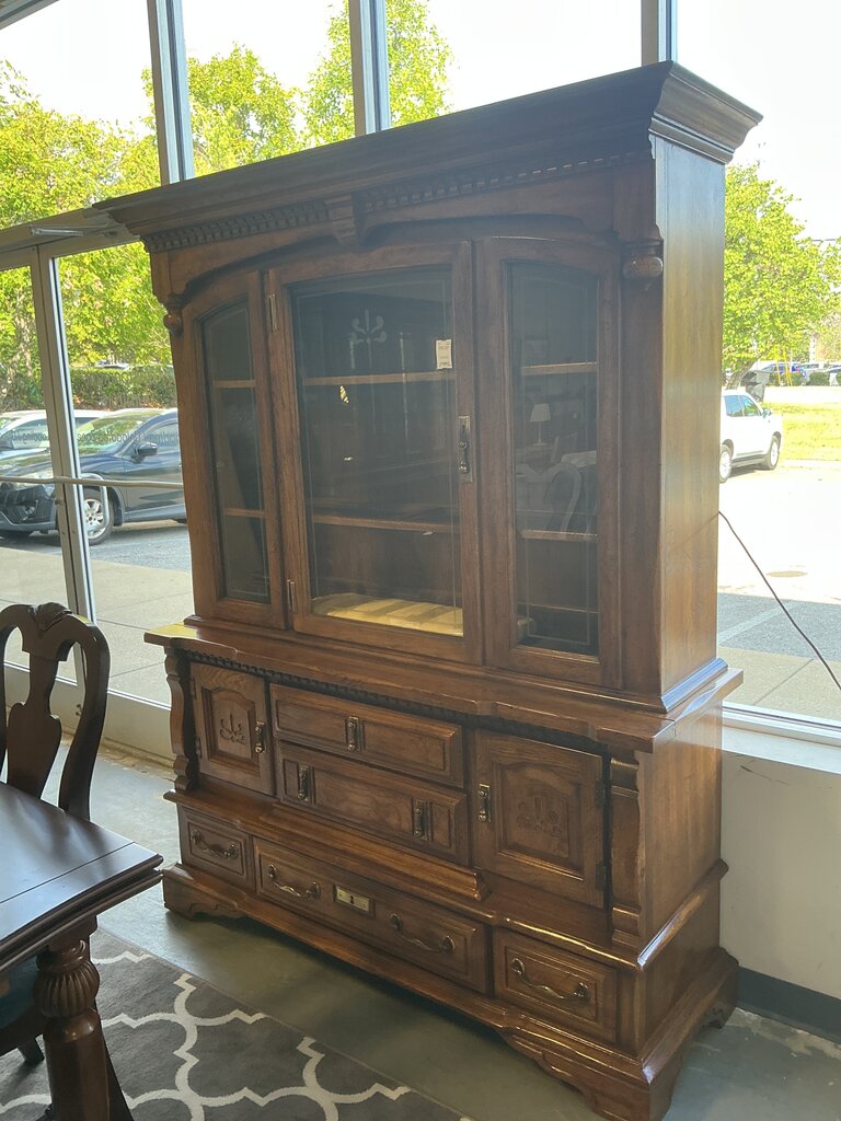 Vintage Broyhill Hutch