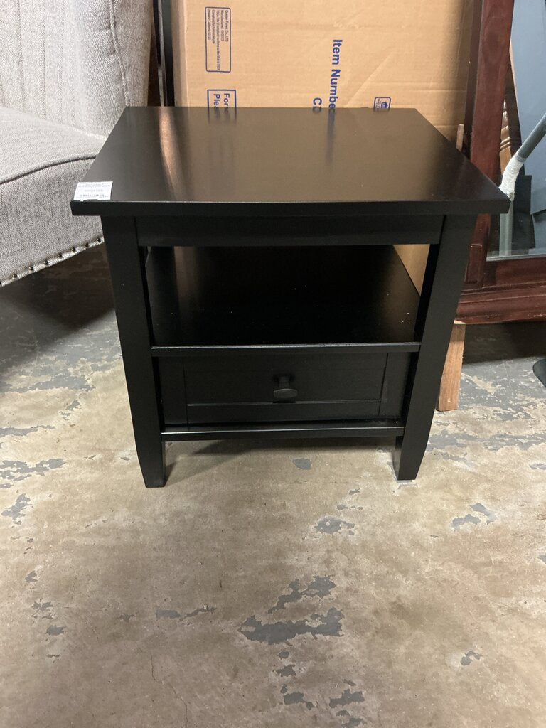 wWarm Shaker Low End Side Table-Black